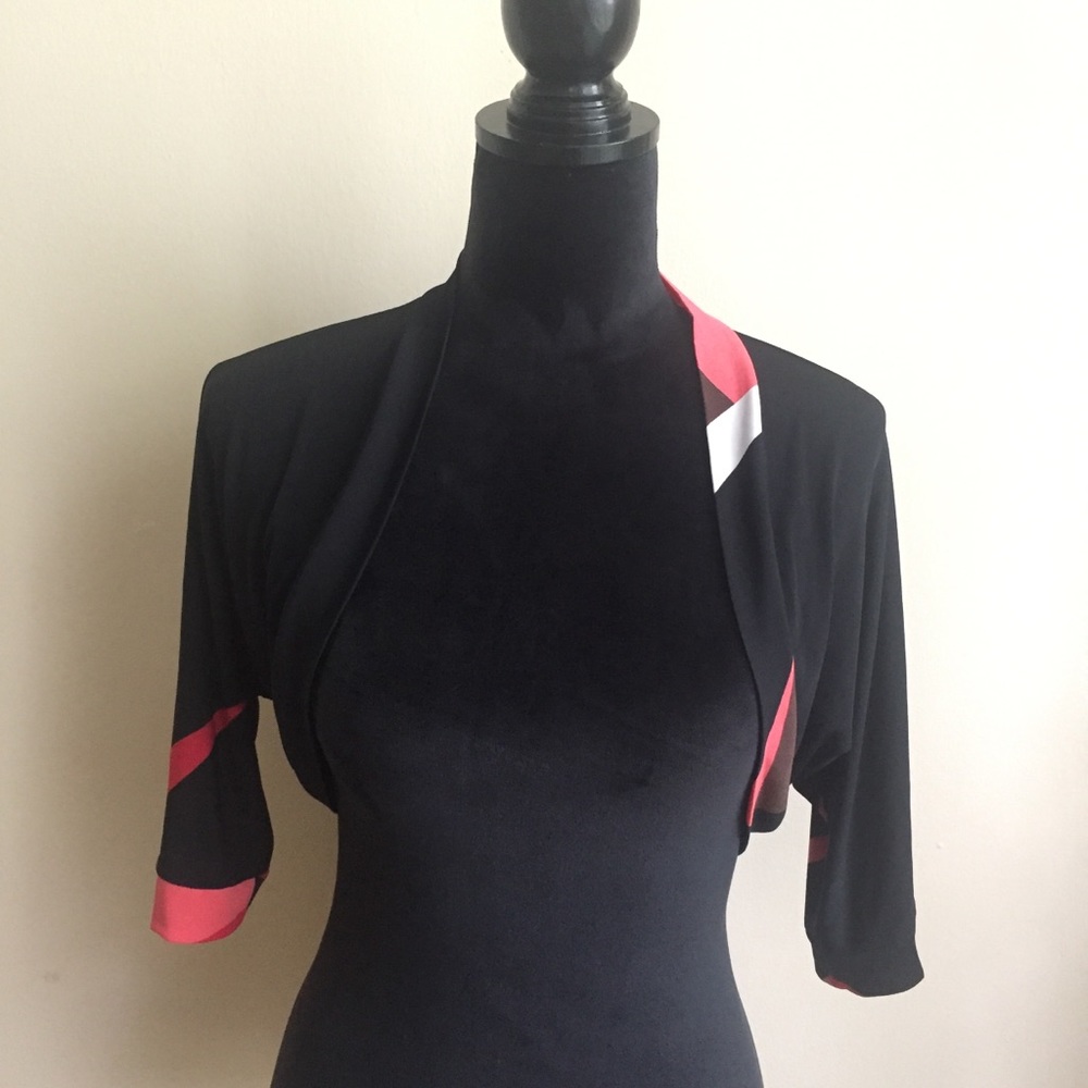 ✨SALE✨ Black & Coral Elbow-Length Shrug